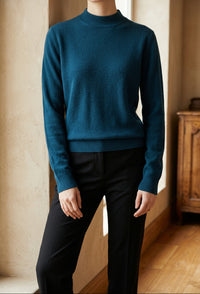 Women's Mock Neck Sweater - Soft Knit Loose Fit Pullover for Fall & Winter